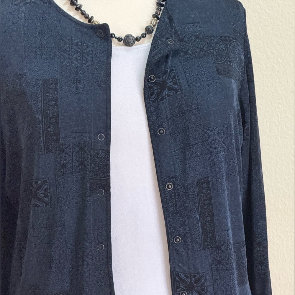 Chico's Design Deep Blue and Black Patterned Cardigan size 16 (Chicos size 3) - Picture 9 of 12